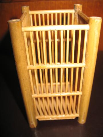 Sleek Bamboo Pen & Pencil Holder (Bird Cage)