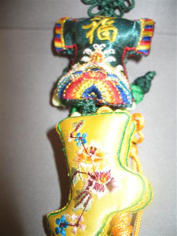 A Set of Embroidered Clothing and Boots Ornaments (yellow,green)