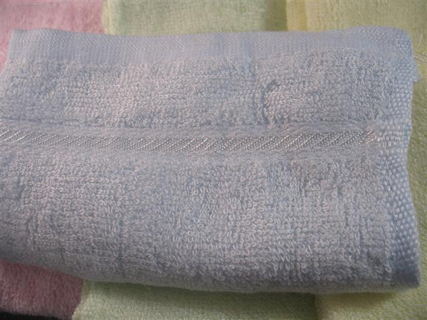Eco-friendly bamboo fiber towel 10.5x10.5 (light blue)