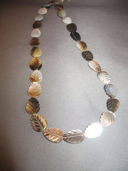 Shell Leaf Necklace
