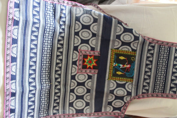 Yunnan Style Apron wi/ Embroidery of Ethnic Image (Blue & White)