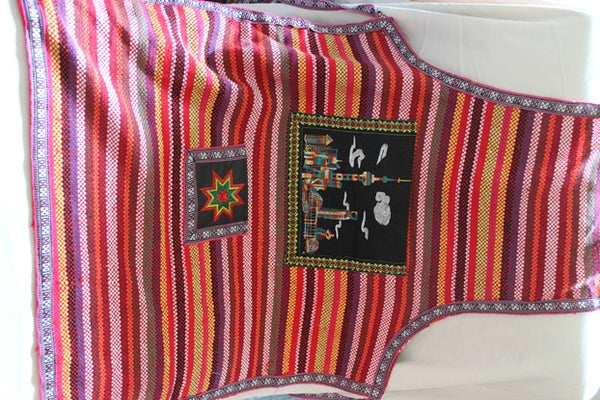 Yunnan Style Apron with Embroidery of Shanghai Skyline (Red)